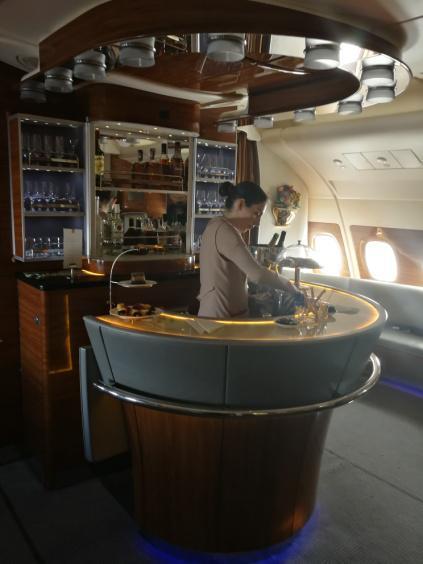 壹号行者之海湾土豪商务舱体验-阿联酋航空公司的A380和波音777 航空商务服务